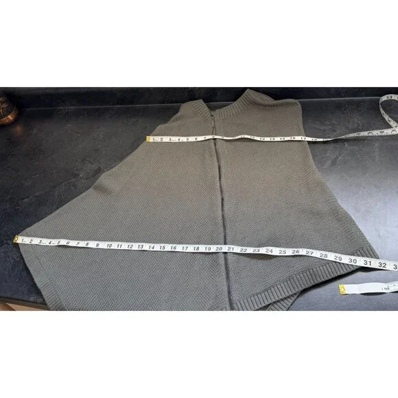 Lululemon On The Go Poncho Grey Sage Women One Size Multifunctional Layering - Picture 8 of 9